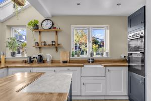 Photo 25- click for photo gallery